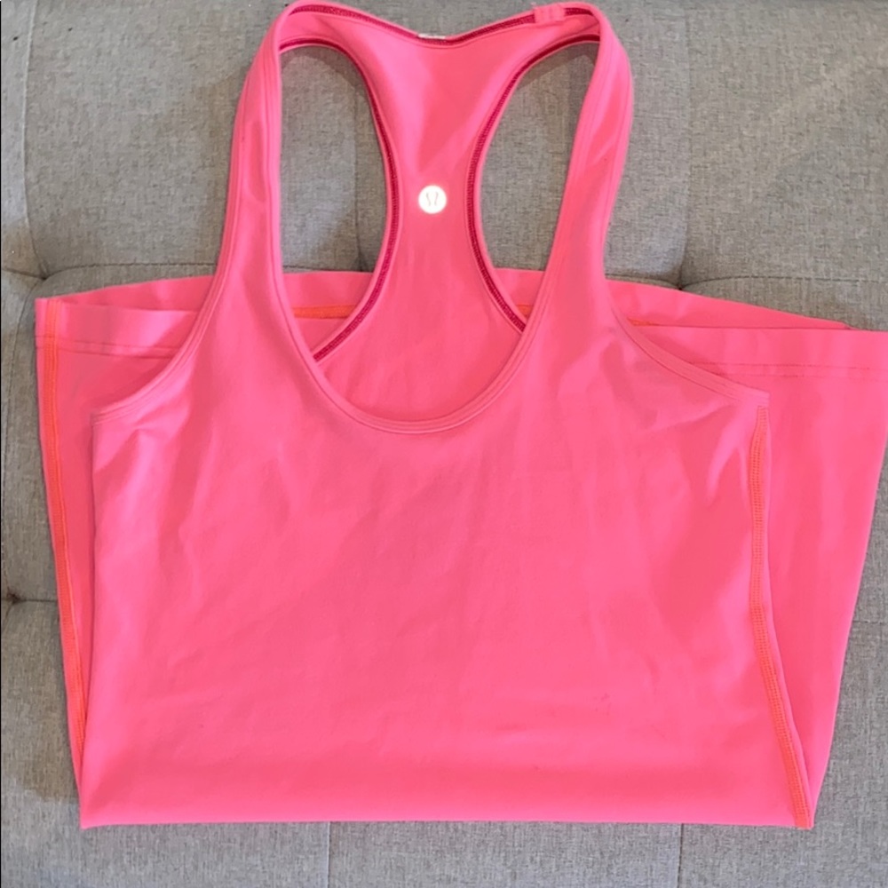 Coral size 6 lululemon tank